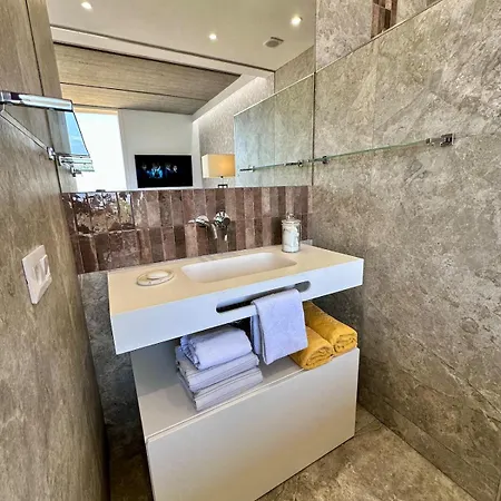Private & Terrace, Pool Apartment Granadilla De Abona