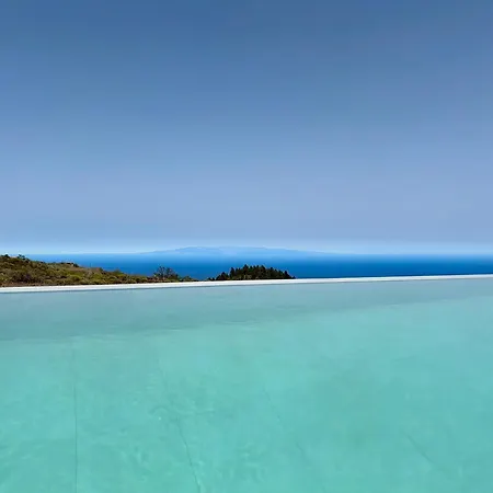 דירה Private & Terrace, Pool גרנדילה דה אבונה